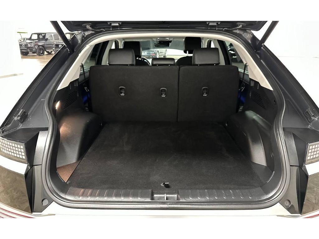 Used 2024 Hyundai Ioniq 5 Limited RWD image 15