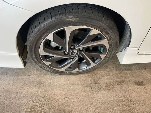 Used 2018 Toyota Corolla iM w/ All-Weather Mat Package image 10