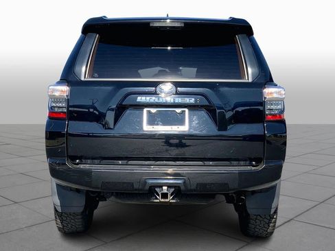 Used 2020 Toyota 4Runner SR5 Premium w/ Moonroof Package image 5