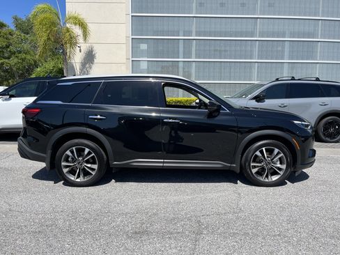 Certified 2025 INFINITI QX60 Luxe w/ Cargo Package AWD/4WD image 11