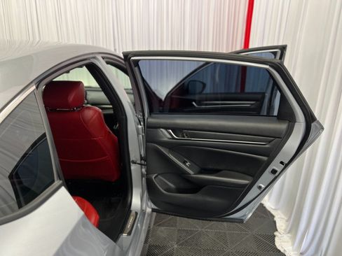 Used 2020 Honda Accord Sport image 30