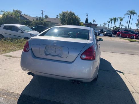 Used 2004 Nissan Maxima 3.5 SL w/ Driver Preferred Pkg image 5