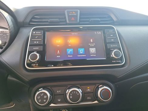 Used 2023 Nissan Versa S w/ S Plus Package image 12