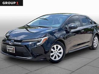 Used 2025 Toyota Corolla LE FWD video 1