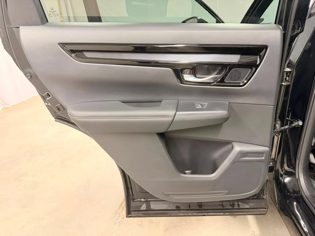 Used 2023 Honda CR-V Sport Touring image 37