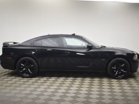 Used 2013 Dodge Charger R/T image 12
