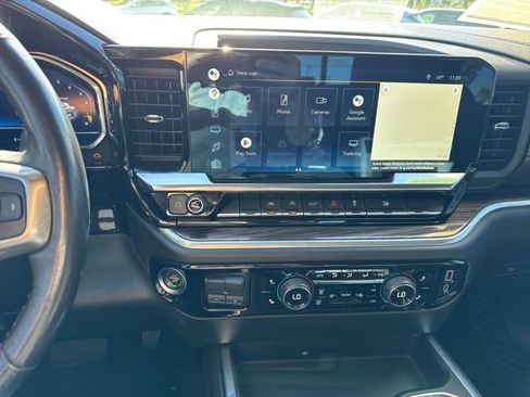 Used 2022 Chevrolet Silverado 1500 RST w/ Convenience Package II image 18