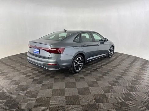 Used 2025 Volkswagen Jetta Sport FWD image 6