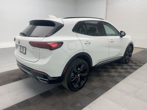 Certified 2025 Buick Envision Sport Touring image 9