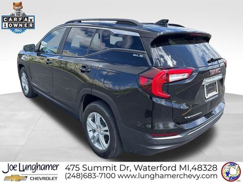 Used 2023 GMC Terrain SLE w/ Driver Convenience Package FWD image 6