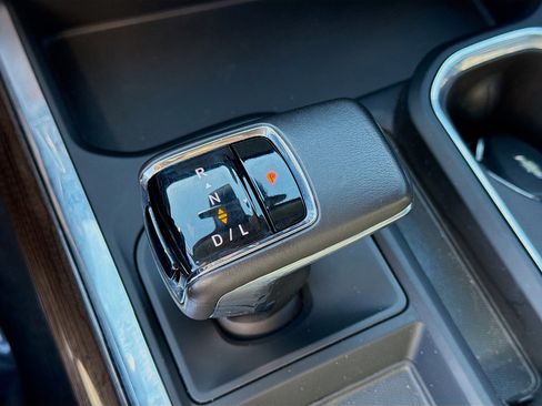 Used 2022 Chevrolet Silverado 1500 RST w/ LPO, Dark Essentials Package image 15