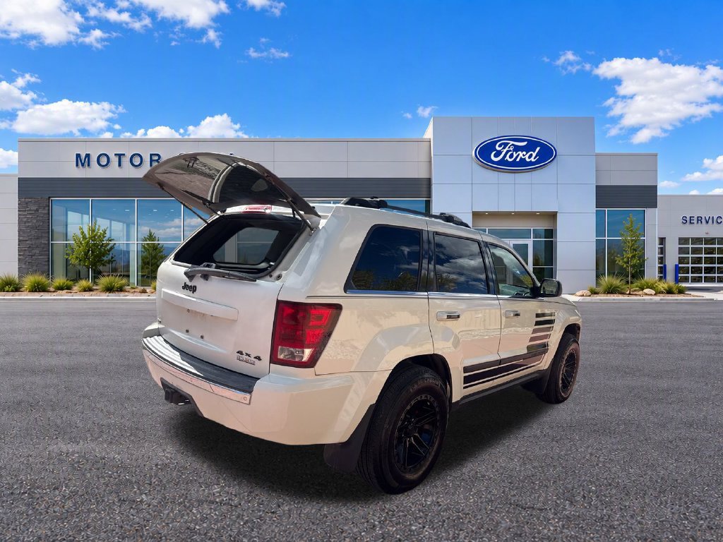 Used 2005 Jeep Grand Cherokee Limited AWD/4WD image 8