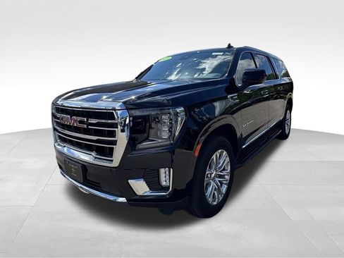 Used 2024 GMC Yukon XL SLT AWD/4WD image 2