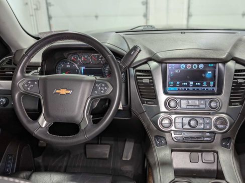 Used 2019 Chevrolet Tahoe LT w/ RST Edition AWD/4WD image 5
