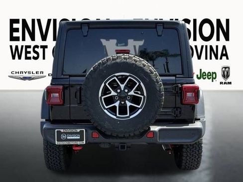 New 2024 Jeep Wrangler Unlimited Rubicon w/ Technology Group image 7