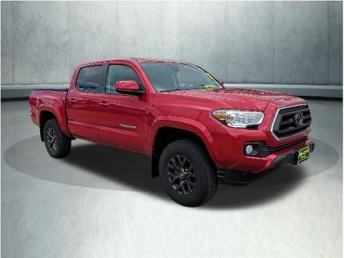 Used 2022 Toyota Tacoma SR5 image 9