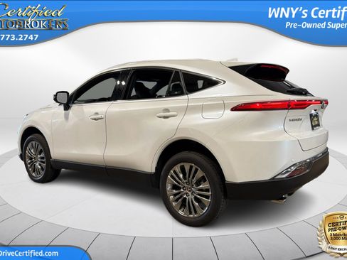 Used 2023 Toyota Venza Limited AWD/4WD image 8