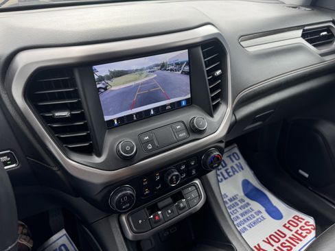 Used 2023 GMC Acadia AT4 w/ Technology Package image 15