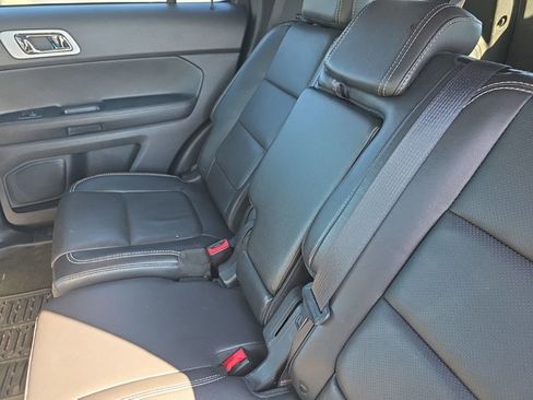 Used 2014 Ford Explorer Sport w/ Equipment Group 401A image 16