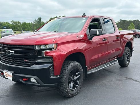Used 2022 Chevrolet Silverado 1500 LT Trail Boss w/ Safety Package AWD/4WD image 3