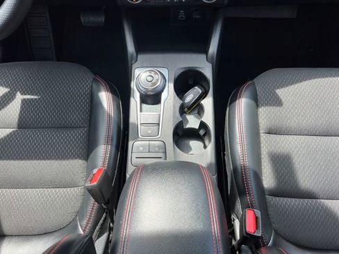 Used 2025 Ford Escape ST-Line Select AWD/4WD image 23