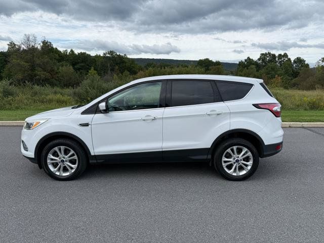 Used 2017 Ford Escape SE AWD/4WD image 5