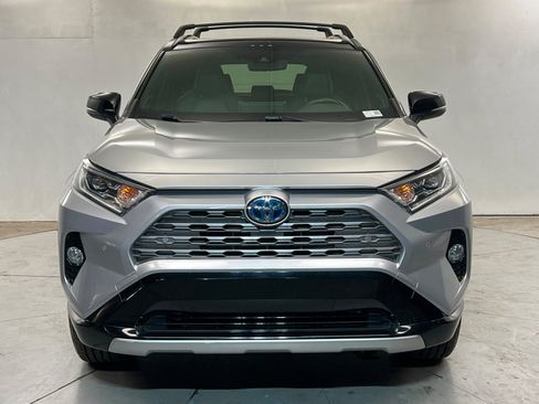 Used 2021 Toyota RAV4 XSE AWD/4WD image 8