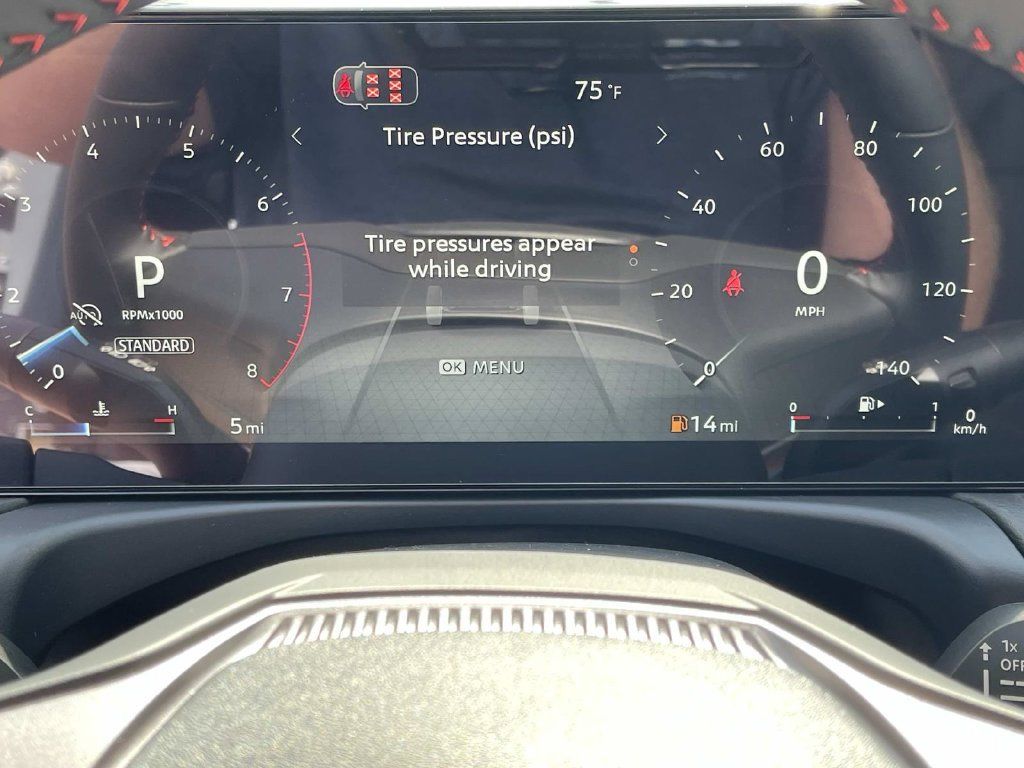 New 2027 Nissan Sentra SR w/ SR Premium Package FWD image 37