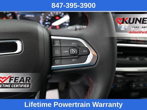 Used 2025 Jeep Compass Trailhawk AWD/4WD image 25