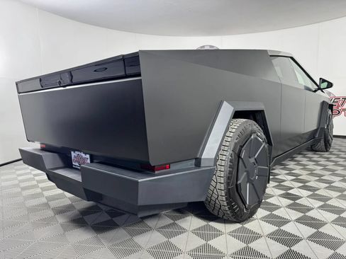 Used 2025 Tesla Cybertruck AWD Crew Cab image 25