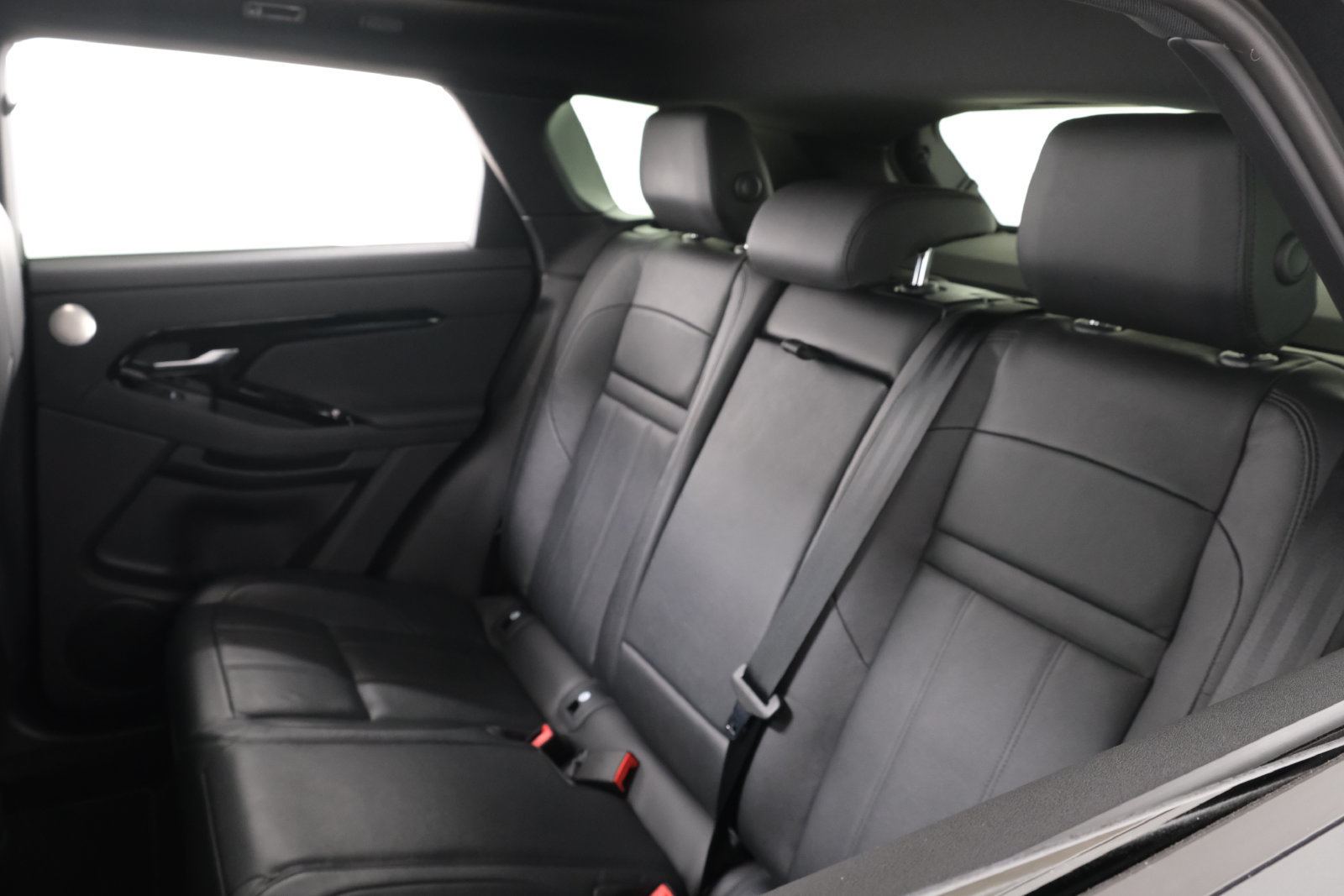 Used 2024 Land Rover Range Rover Evoque Dynamic SE AWD/4WD image 33