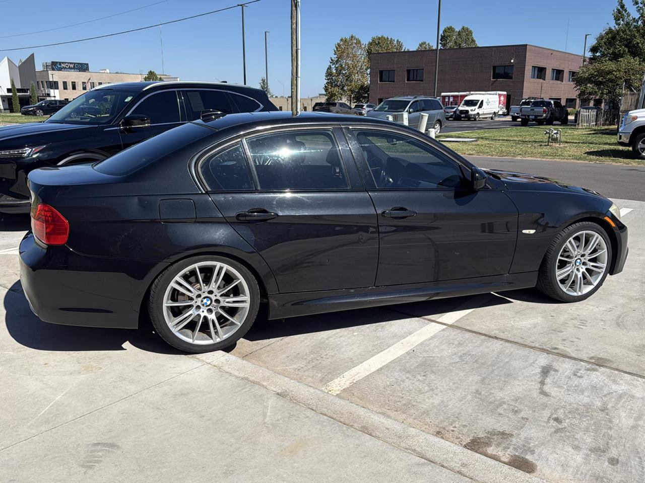 Used 2011 BMW 328i Sedan RWD image 9