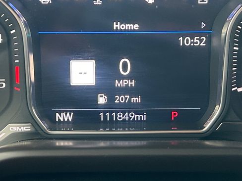 Used 2021 GMC Sierra 3500 Denali w/ Technology Package image 2