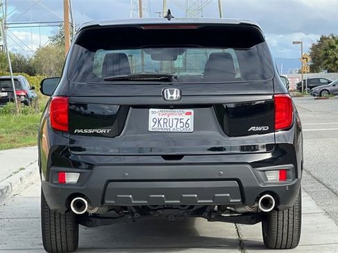 Used 2023 Honda Passport EX-L image 5