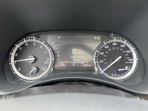 Certified 2022 Toyota Highlander Platinum image 30