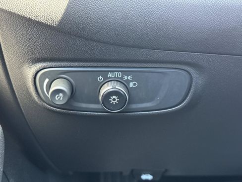 Used 2024 Chevrolet Equinox LT AWD/4WD image 14