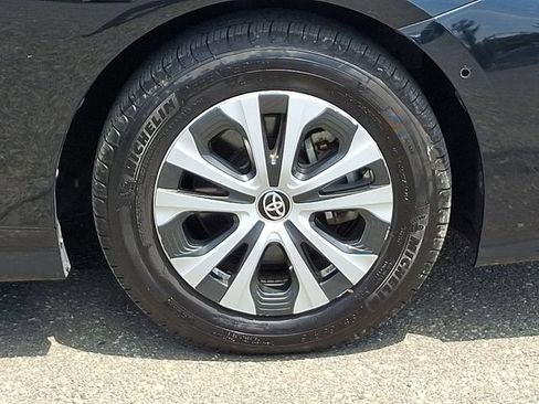 Used 2021 Toyota Prius Prime Limited w/ Carpet Mat Package (TMS) FWD image 28