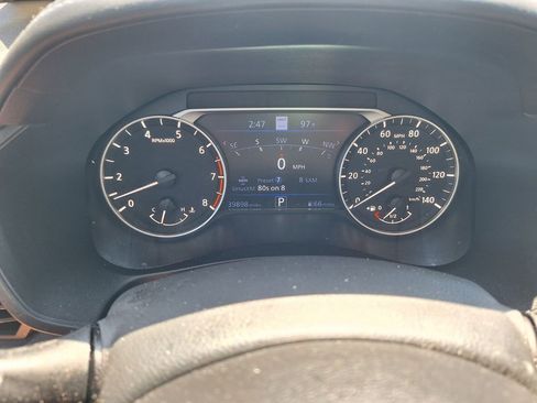 Used 2025 Nissan Altima 2.5 SL FWD image 15