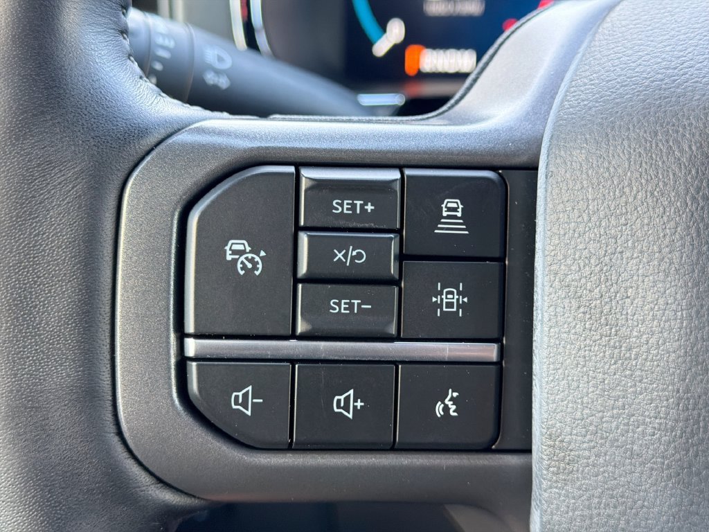 Used 2023 Ford F150 Lariat AWD/4WD image 26