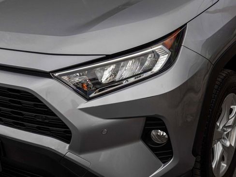 Used 2019 Toyota RAV4 XLE w/ Convenience Package AWD/4WD image 36