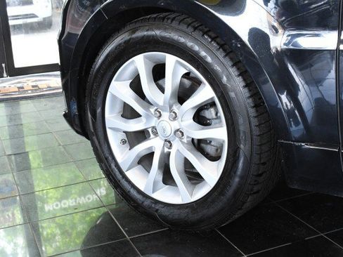 Used 2019 Land Rover Range Rover Sport HSE AWD/4WD image 45