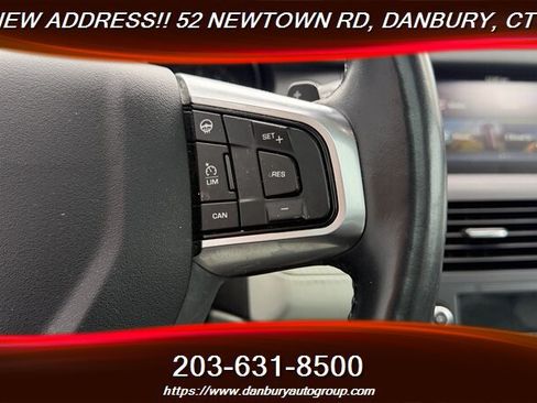 Used 2017 Land Rover Discovery Sport HSE Luxury AWD/4WD image 21