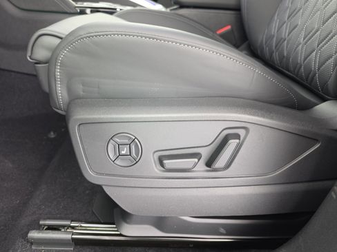 New 2026 Audi SQ5 Premium Plus AWD/4WD image 18