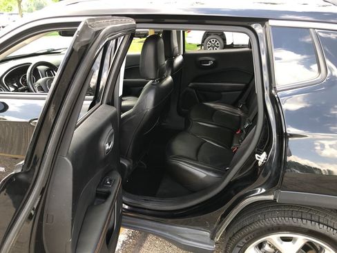 Used 2020 Jeep Compass Limited w/ Rear Convenience Group AWD/4WD image 23