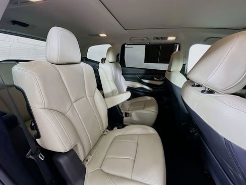 Used 2023 Subaru Ascent Limited w/ Technology Package image 10