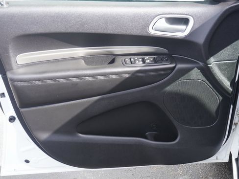 Used 2020 Dodge Durango SXT image 8