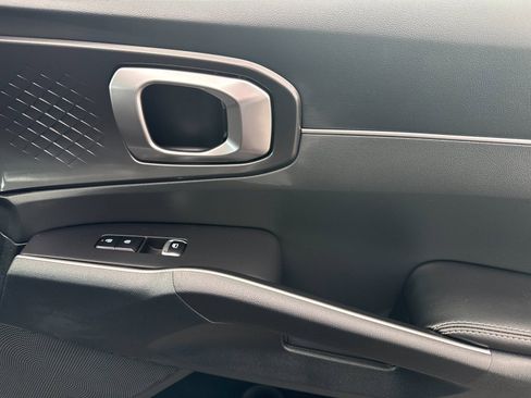 New 2026 Kia Sorento S image 21