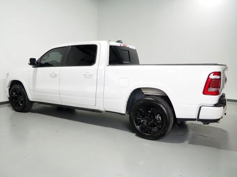 Used 2022 RAM 1500 4x4 Crew Cab Laramie image 7