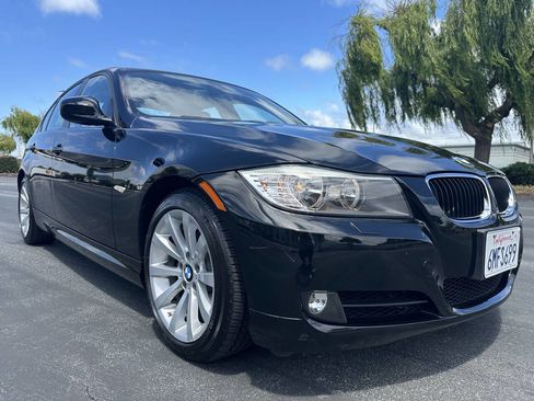Used 2010 BMW 328i Sedan RWD image 1
