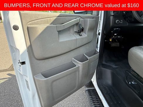 Used 2019 GMC Savana 3500 LS w/ Cold Climate Package image 10